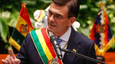 La Paz Memanas, Presiden Bolivia Tertekan Desakan Mundur
