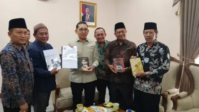 Mengurai Data Kelahiran Bung Karno lewat Forum Akademik