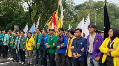 Aksi Menuju Indonesia Bangkrut, BEM UI Soroti APBN dan Program MBG
