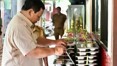 Prabowo Ganti Pimpinan BGN, Ini Evaluasi Program MBG