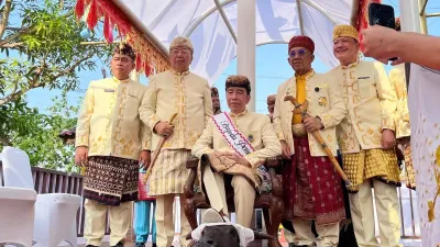 Respons PDIP soal Ritual Tanah Gajah Jokowi, Gunrom Singgung Simbol Politik dan Gelar Adat