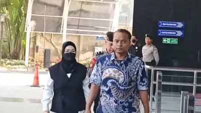 OTT KPK Sukoharjo, Etik Suryani Tiba di Gedung KPK usai Diperiksa di Solo