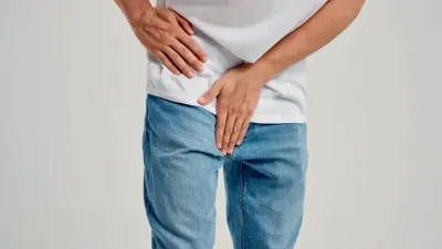 Cara Mencegah Dampak Menahan Kencing Saat Perjalanan Jauh Menurut Dokter
