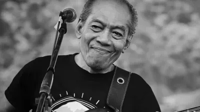 Donny Fattah dan Narasi Rock: Mengenang Kepergian Sang Pemikir Bass
