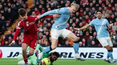 Arne Slot Waspadai Manchester City di Perempat Final Piala FA