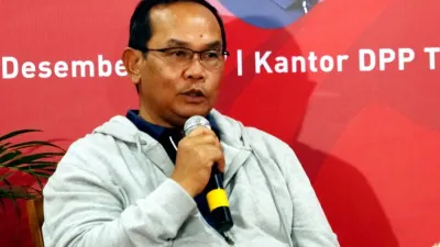 Seruan Saiful Mujani Jatuhkan Prabowo, Apa Dasar dan Arahnya