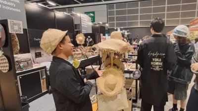 UMKM Kampoeng Anyaman Tembus Pameran Home InStyle Hong Kong