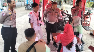 Polres Probolinggo Gelar Layanan Gratis saat Mayday 2026 di Kraksaan