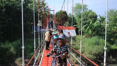 Jembatan Merah Putih Presisi di Madiun Rampung Direnovasi