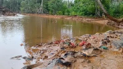 Dugaan Limbah PT FHT Cemari Teluk Buli, Warga Soroti Kerusakan Mangrove