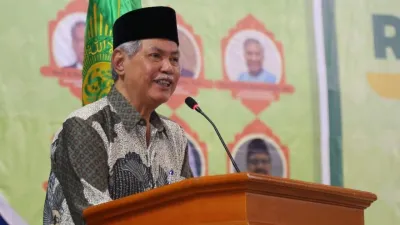 Hari Buku Nasional dan Warisan Literasi Abdul Malik Fadjar
