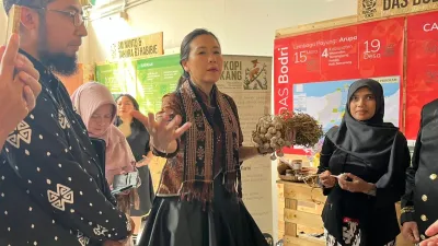 Perempuan Dinilai Jadi Kunci Solusi Lingkungan Berkelanjutan