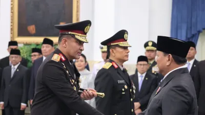 Kapolri Rotasi 19 Kapolda, Brigjen Roy Hardi Pimpin Jateng