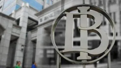 Rupiah Tertekan, Peluang Suku Bunga Bank Indonesia Naik