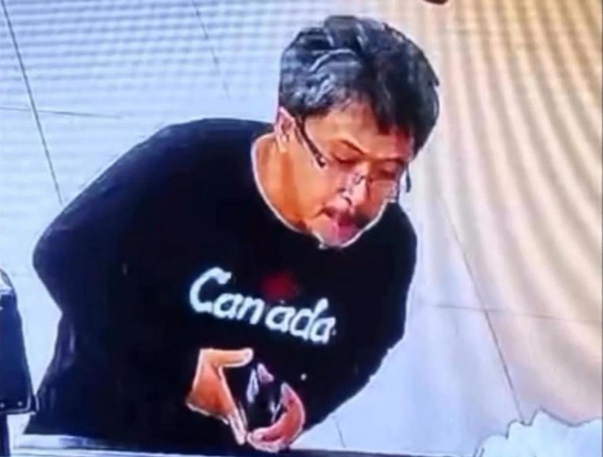 Dosen UIM meludahi kasir swalayan di Makassar - ( dok. Ist )