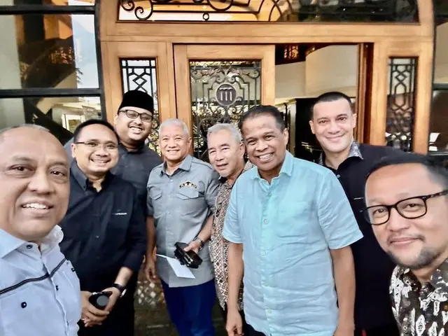 Foto Pertemuan Eks Menag Yaqut, Fuad Maktour dan Pelaku Bisnis Haji Umrah (Foto: Dok Istimewa)