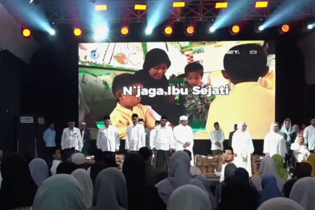 Haul Gus Dur - Nyanyikan Lagu Indonesia Raya Tiga Stanza