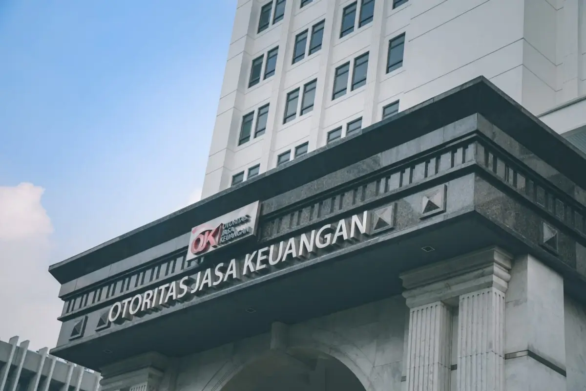 bahasa kita - OJK Soal suku bunga pinjol