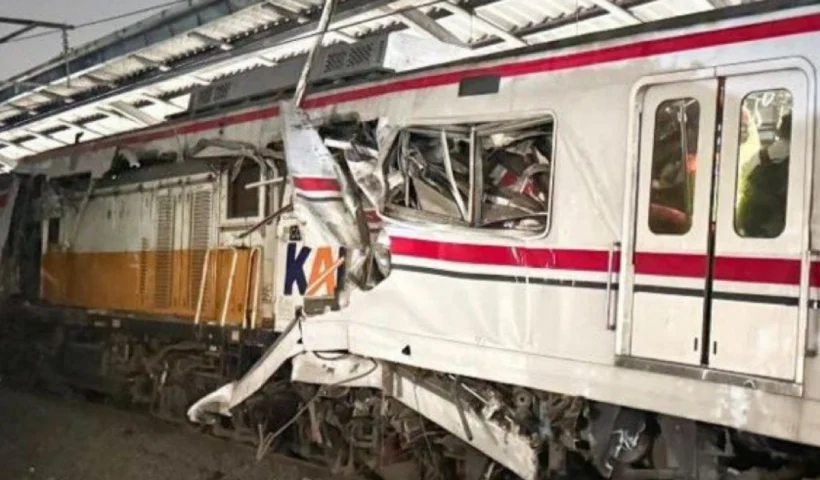 Kecelakaan KRL Bekasi Timur