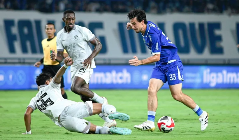 Persib vs Arema imbang