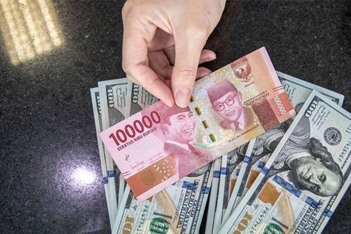 rupiah melemah