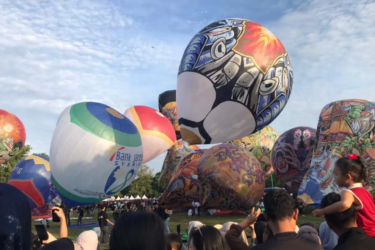 Festival Balon Udara di Alun-alun Utara Solo