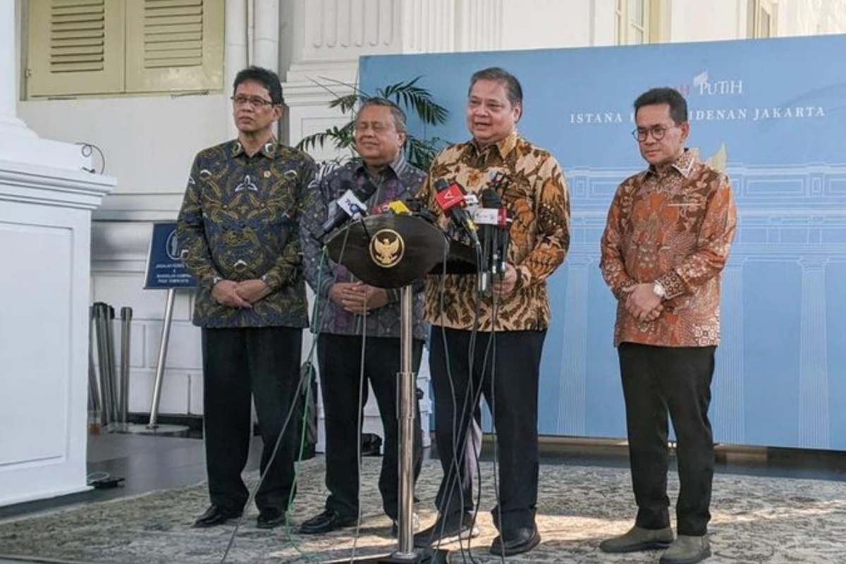 MenKeu,Gubernur BI, Menko Perekonomian, Menteri Perdagangan, keterangan Pers di Istana Negara, Jakarta