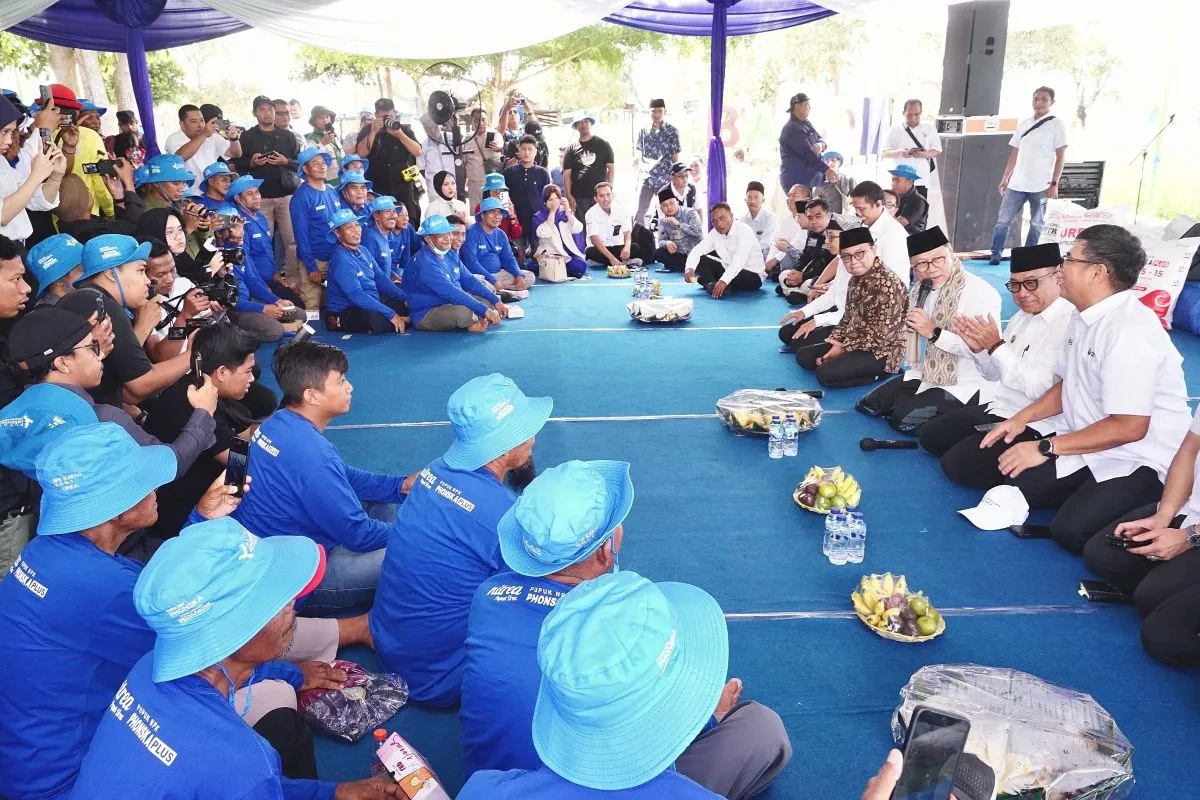 Menteri Koordinator Bidang Pangan, Zulkifli Hasan saat kegiatan Rembuk Tani di Banyuwangi