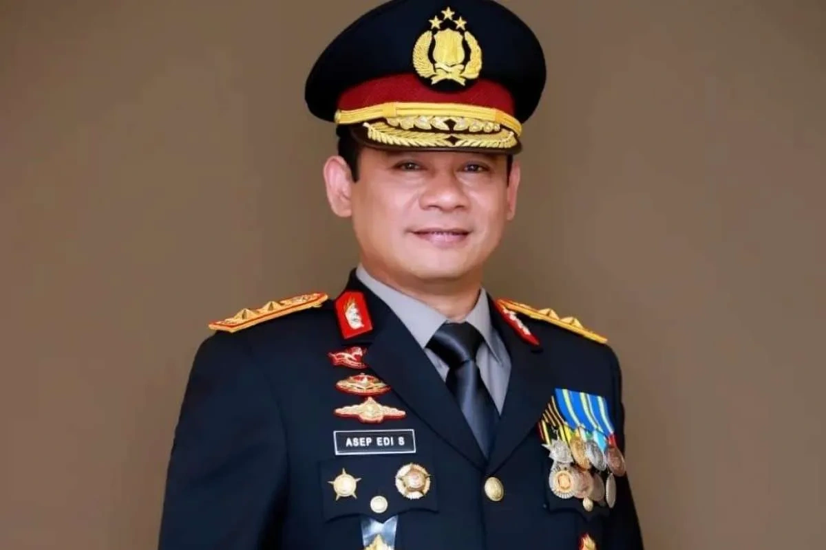 Profil asep edi suheri