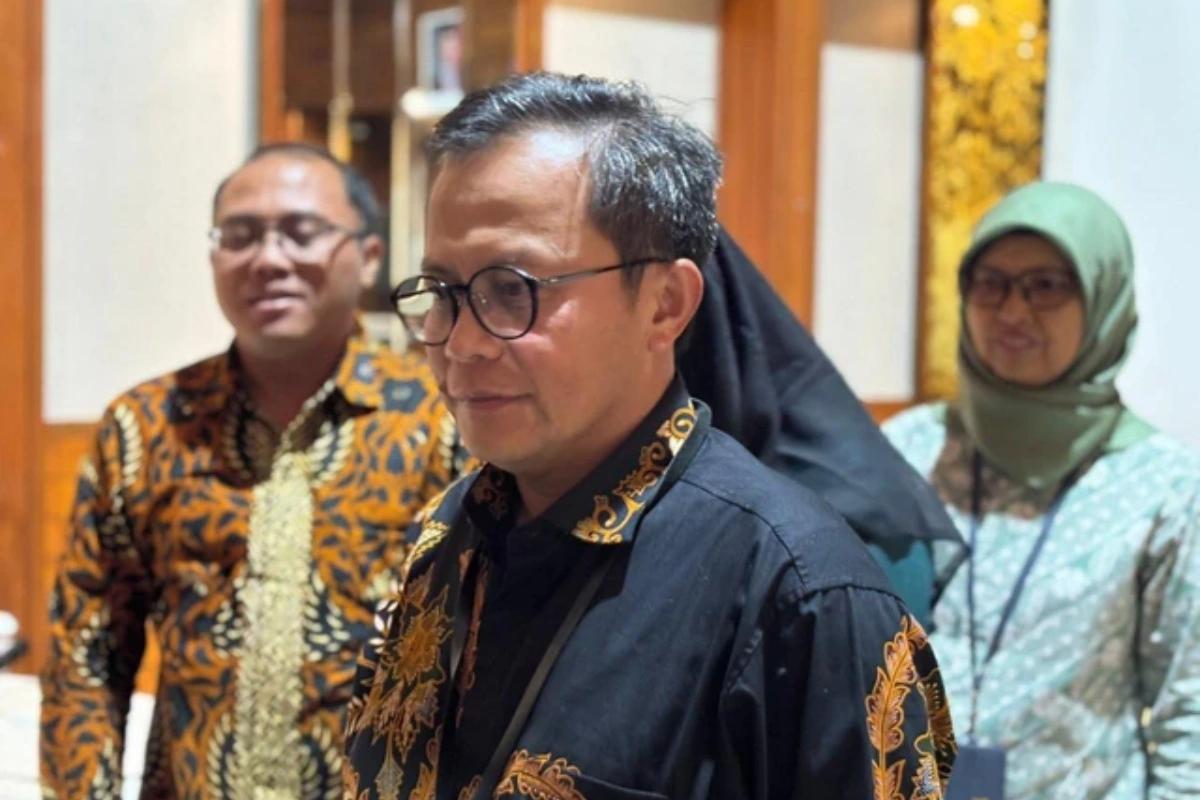 Toni Toharudin