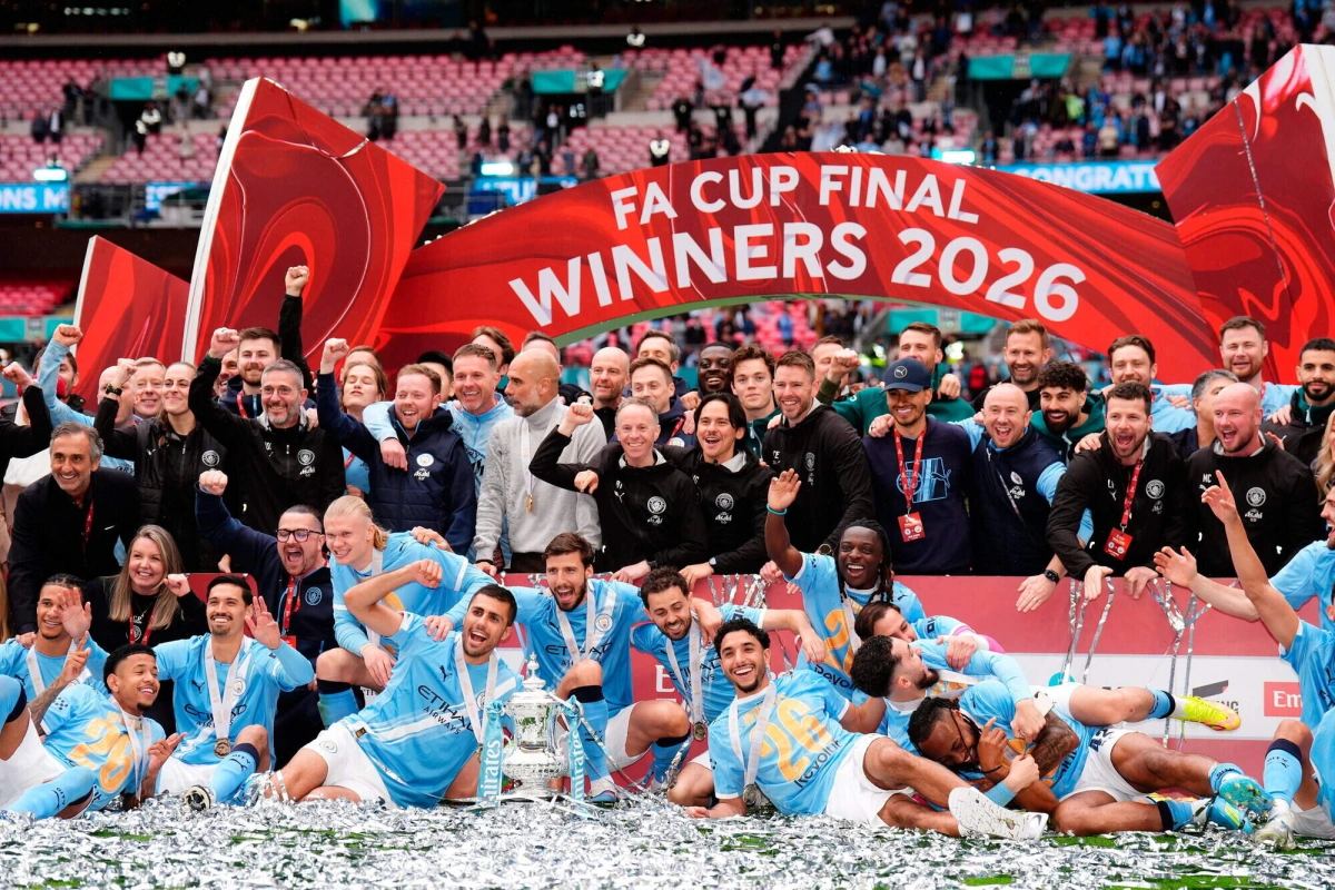 manchester city Juara FA Cup