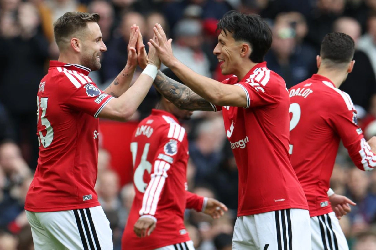 Hasil Manchester United vs Nottingham Forest 3-2