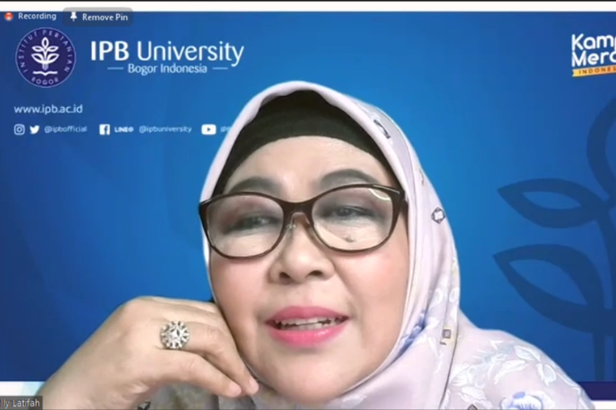 Dr. Melly Latifah