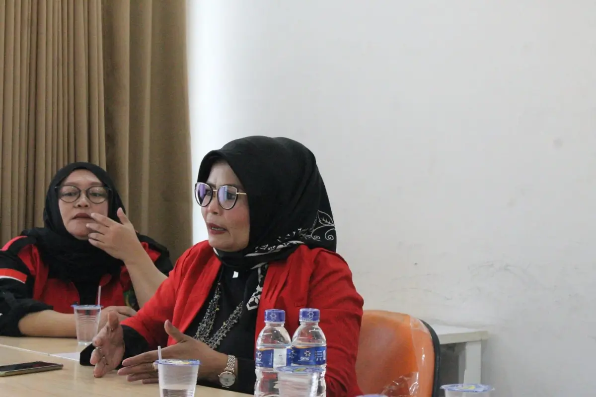 Ketua FMPP Jawa Barat, Illa Setiawati