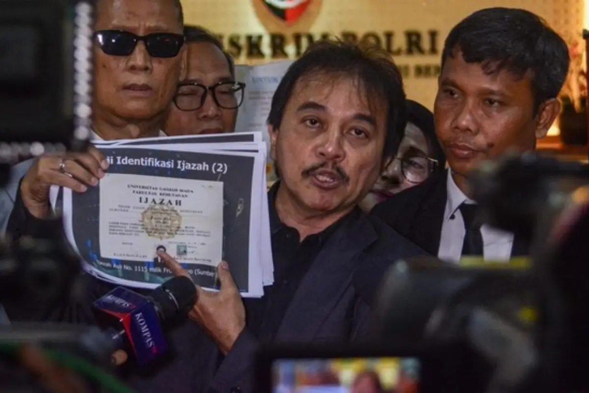 Penangkapan Roy Suryo