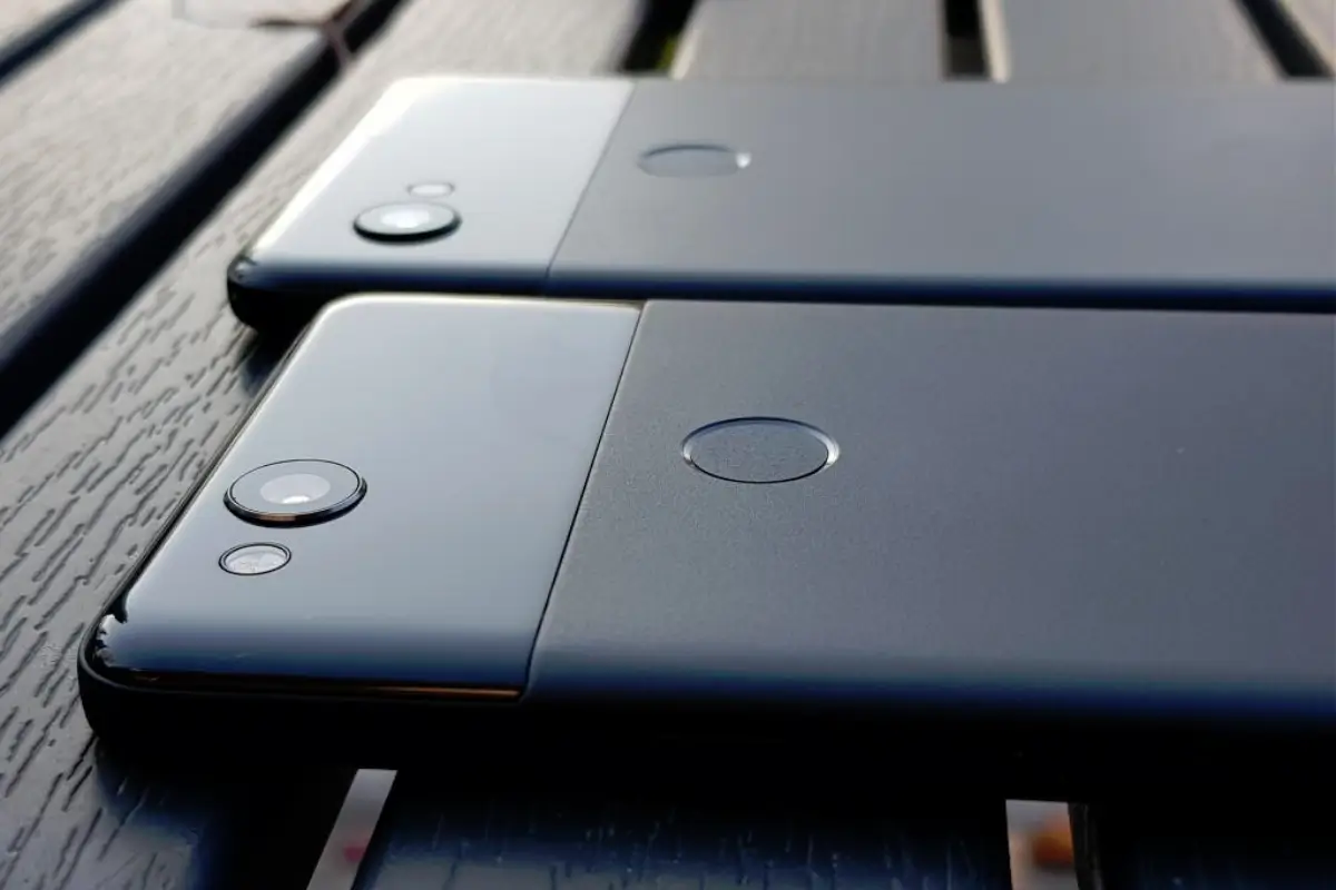 Google uji cloud dari 2.000 HP Pixel bekas
