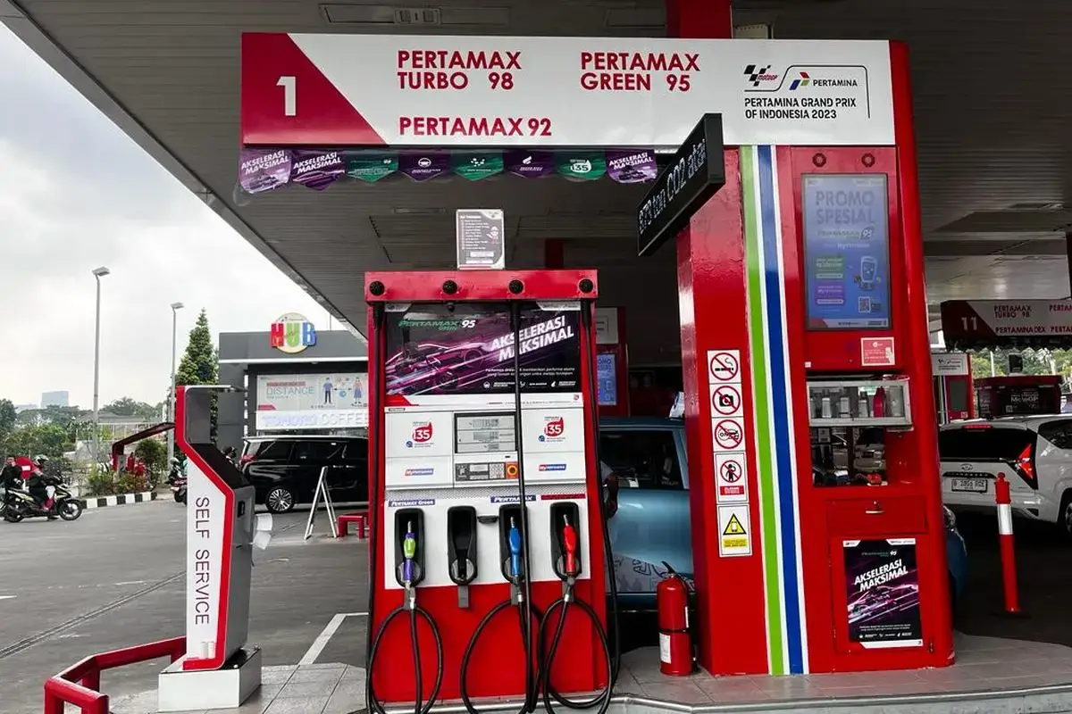 Harga Pertamax turun