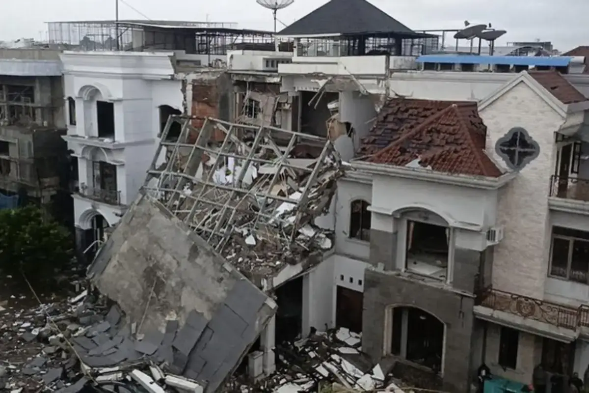 Ledakan rumah Grand Polonia Medan