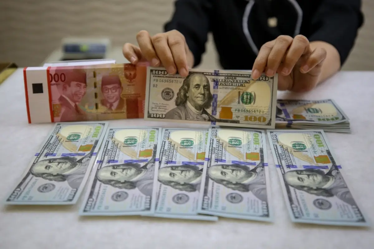 Nilai tukar rupiah ke dollar AS