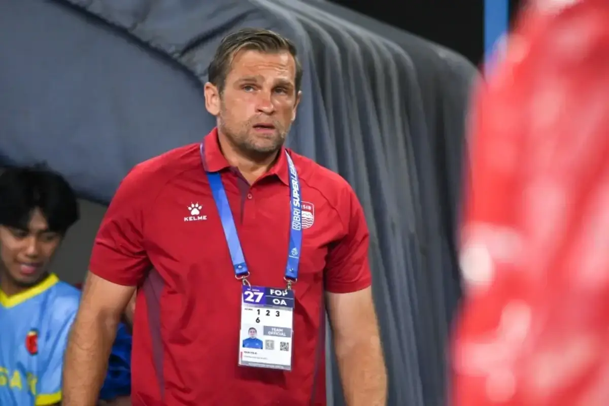 Persib vs Arema FC di Piala Presiden 2026 berlangsung tanpa delapan pemain Maung Bandung. Igor Tolic tetap optimistis meraih hasil positif pada laga pembuka.