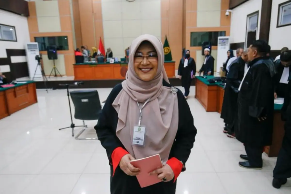 Sidang Tifauzia Tyassuma alias Dokter Tifa