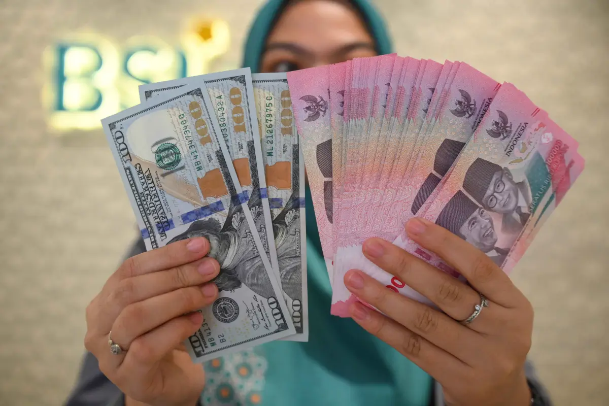 tukar rupiah