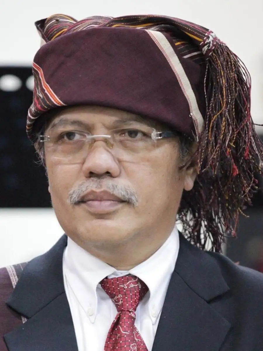 Jamartin Sihite, bahasa kita