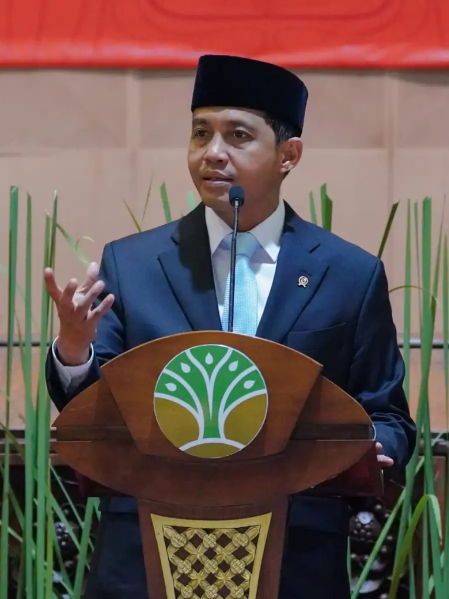 Raja Juli, bahasa kita