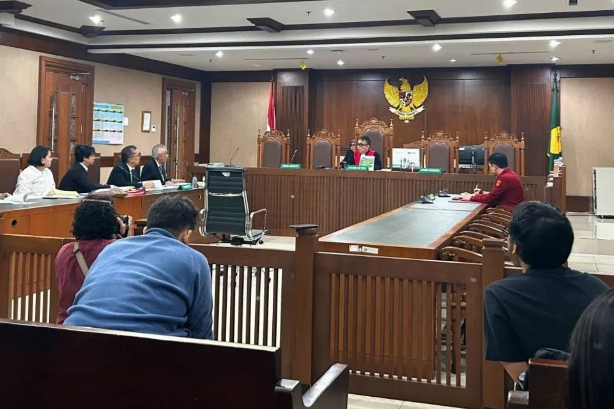 Sidang Praperadilan Lodewyk, bahasa kita