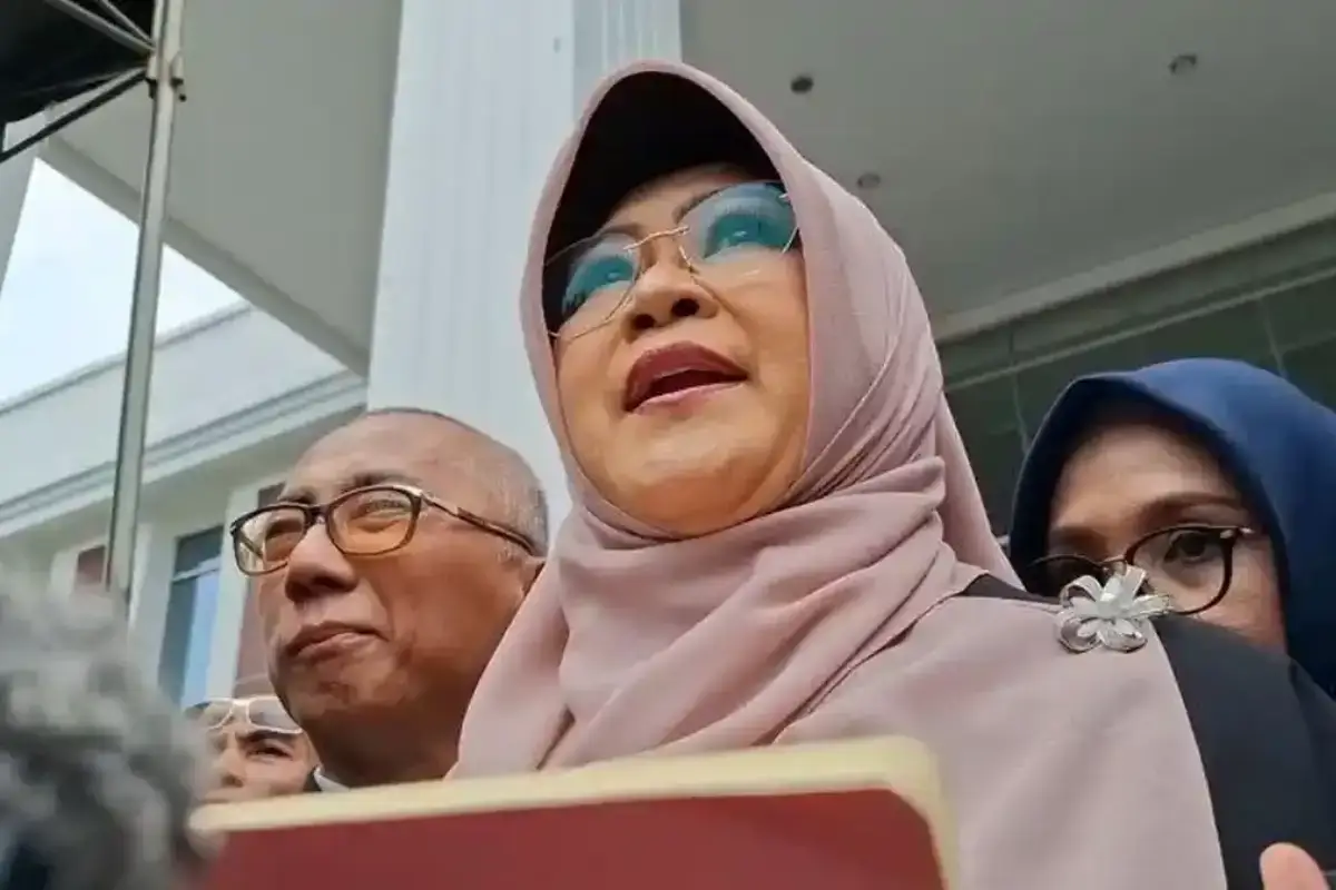 Sidang dr Tifa Ditunda