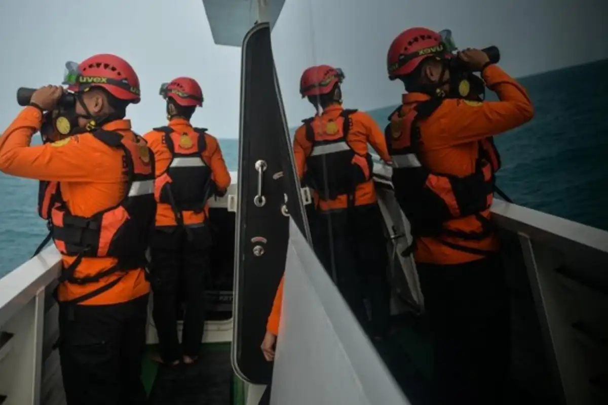 pencarian jurnalis Anak Krakatau, bahasa kita
