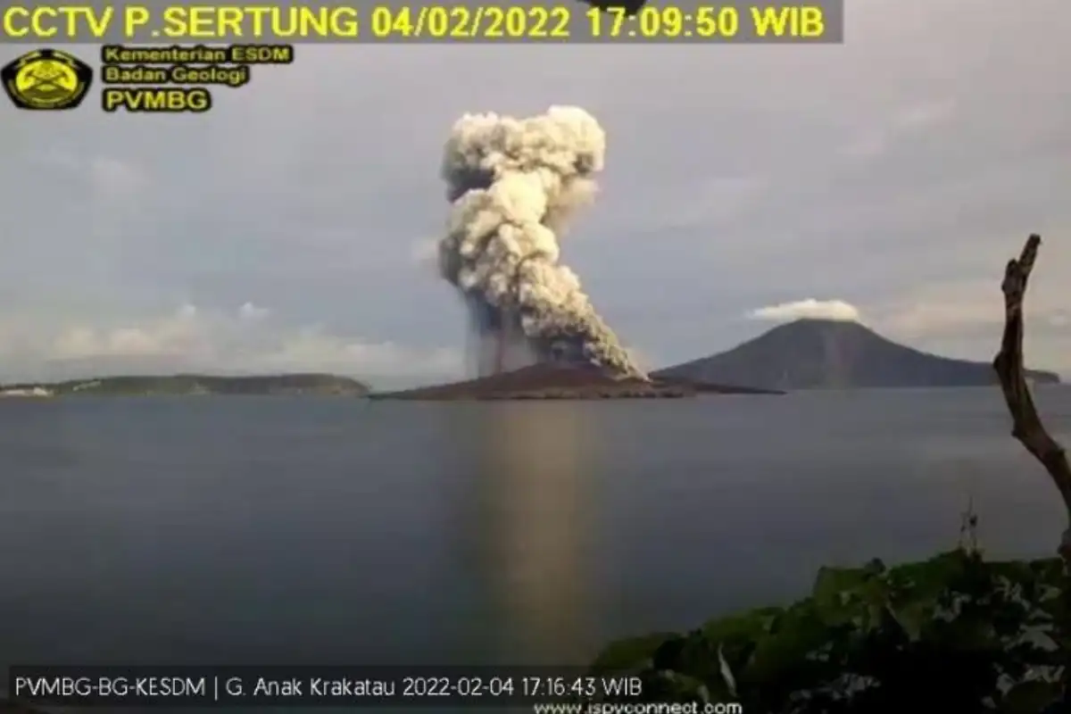 tsunami vulkanik Selat Sunda, bahasa kita